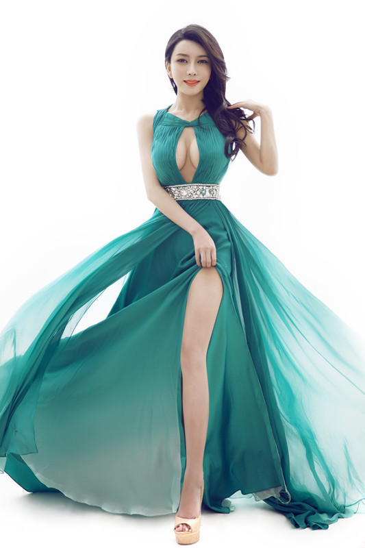 现代潘金莲龚玥菲气质写真