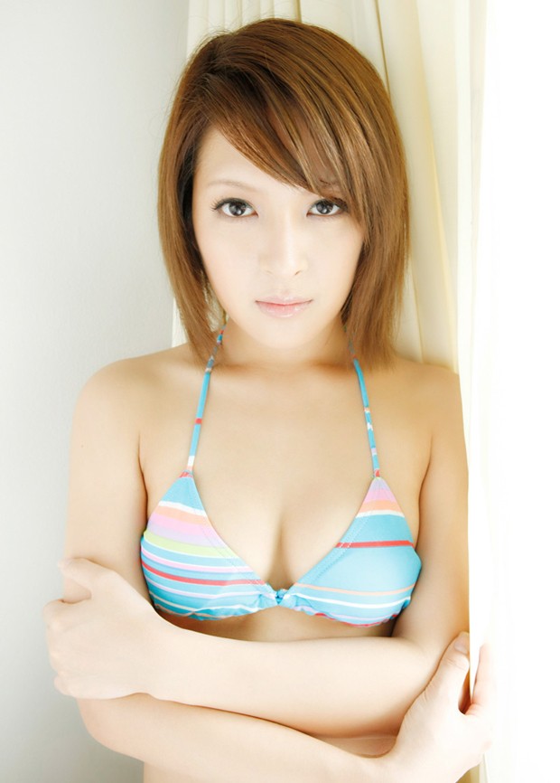 妩媚少妇二宮ナナ大胆性感美图