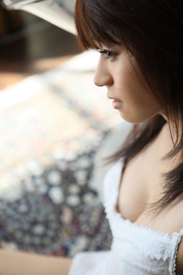 佐木梨絵经典高清写真图