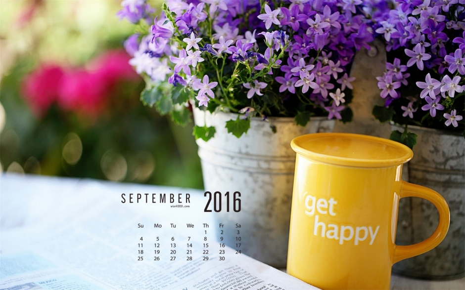 新鲜的杯子与日历组合成唯美清新杯子摄影高清桌面壁纸图片下载