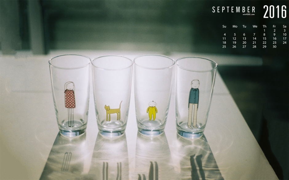 新鲜的杯子与日历组合成唯美清新杯子摄影高清桌面壁纸图片下载