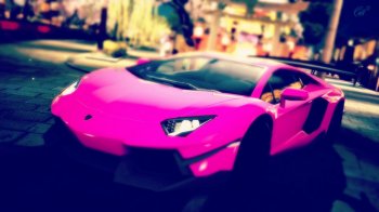 粉色宝马高清宽屏桌面壁纸