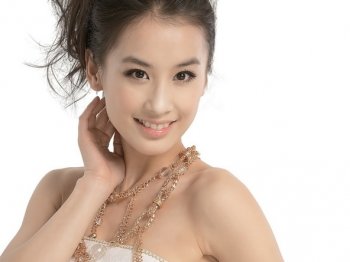 美女黄圣依壁纸 1600X1200【58P】