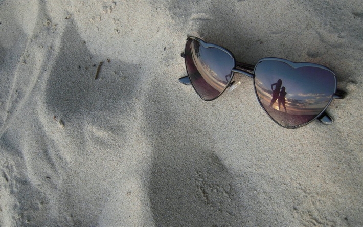 太阳镜创意高清电脑壁纸