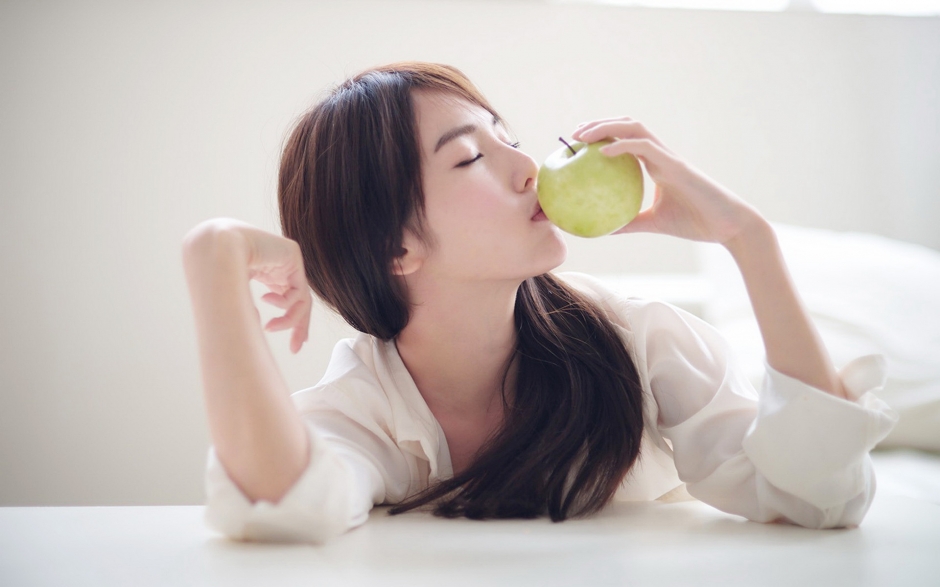 清纯唯美气质养眼美女小清新诱惑写真桌面壁纸