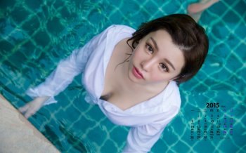 2015年12月日历可爱性感美女写真图桌面壁纸下载