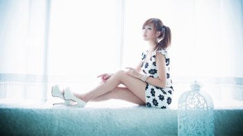 邻家性感美女图片写真壁纸