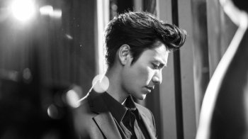 成熟型男陈坤西装写真宽屏壁纸