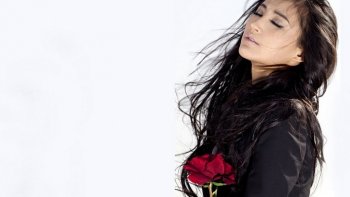 美女张歆艺写真电脑壁纸