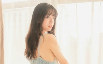 甜美的美女电脑桌面壁纸下载2