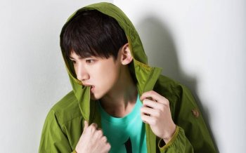 谁的青春不迷茫白敬亭图片桌面壁纸