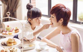 鲍蕾贝儿杂志写真