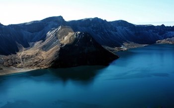 长白山天池风景宽屏壁纸