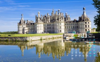 2015年8月日历法国香波城堡桌面壁纸下载