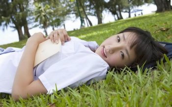 五月精选美女电脑壁纸