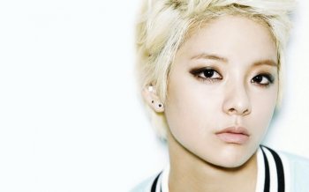 Amber刘逸云高清壁纸