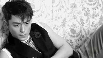 霍建华黑白写真美图电脑壁纸下载