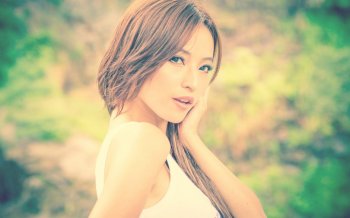 小清新气质美女户外唯美意境养眼写真桌面壁纸