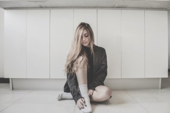 金发女郎私房写真高清桌面壁纸