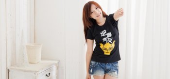 牛仔短袜，时尚可爱，90后女生桌面壁纸