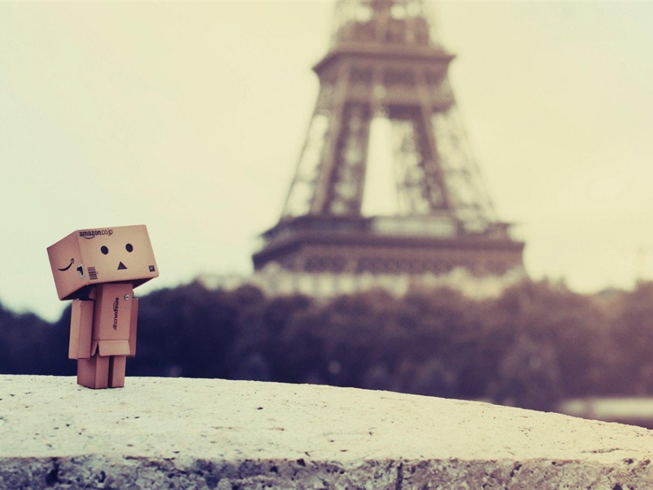 纸箱人ppt卡通背景图片