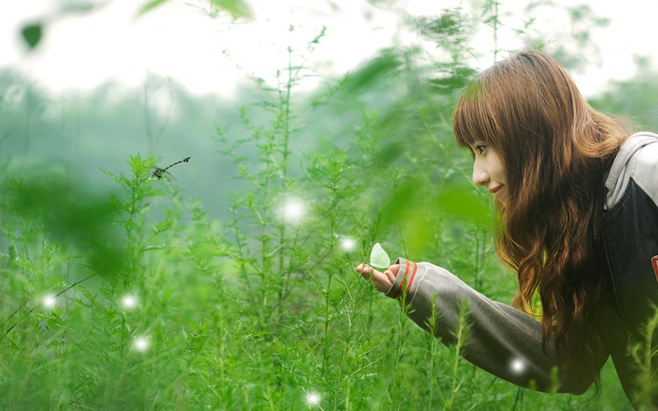 小清新美女触摸春天ppt背景图片