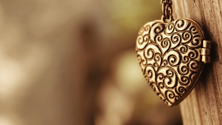 带爱心的ppt 淡雅唯美背景图