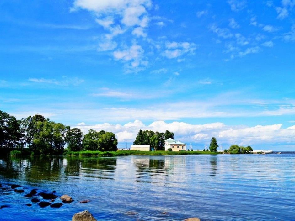 qq空间有海水ppt背景图片