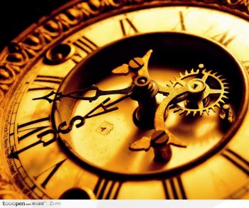 ppt背景图片金色商务时钟大气