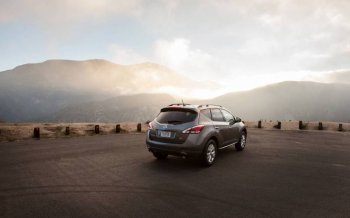 东风日产楼兰汽车超清图片