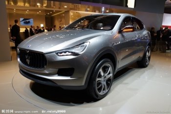超高清的新款玛莎拉蒂suv图片