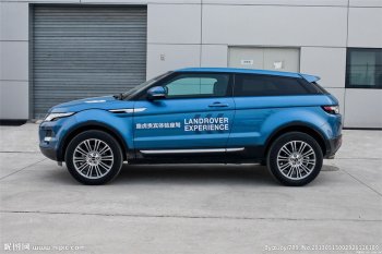 时尚大气的蓝色路虎图片