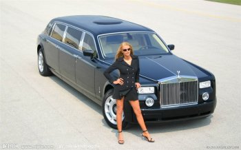 时尚大气的劳斯莱斯加长版图片