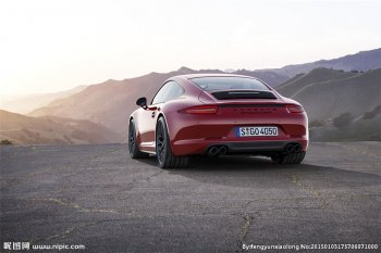 全球最畅销的跑车保时捷911图片