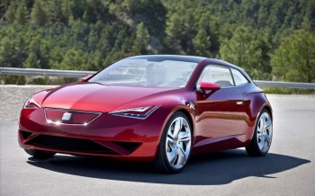 红色靓丽的西雅特汽车图片