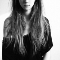 十月最热qq女生黑白头像