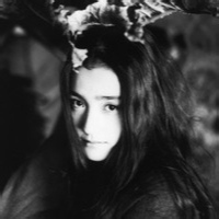 十月最热qq女生黑白头像