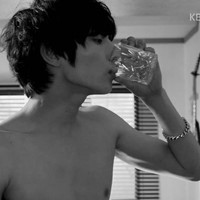 时尚经典的黑白人物头像图片