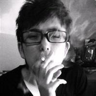 冷酷的非主流男生抽烟头像