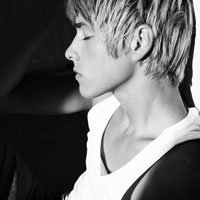 最新欧美帅哥黑白头像图片