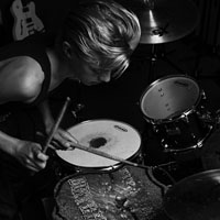 最新欧美帅哥黑白头像图片