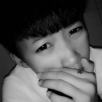 十月最新悲伤黑白头像图片