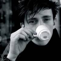 十月最新悲伤黑白头像图片