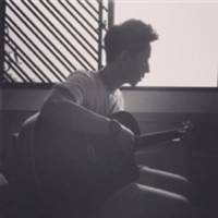 黑白系非主流男生伤感头像图片