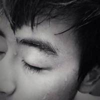 黑白系非主流男生伤感头像图片