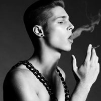 最新欧美帅哥黑白头像图片