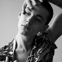 最新欧美帅哥黑白头像图片