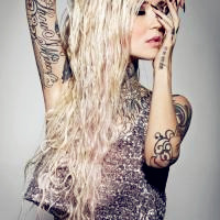 超拽霸气的美女纹身头像图片