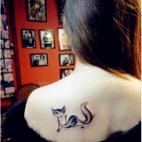 时尚简约小清新女生纹身头像