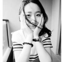 有气质的漂亮女生黑白qq头像